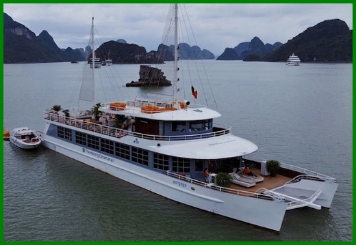 Catamaran cruise 1 day