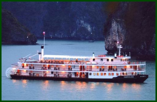 Halong Bay tour - Emeraude junk cruise 2 days 1 night