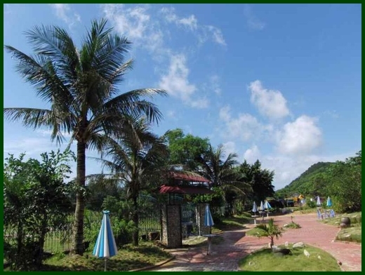 Van Hai Xanh resort in Quan Lan island